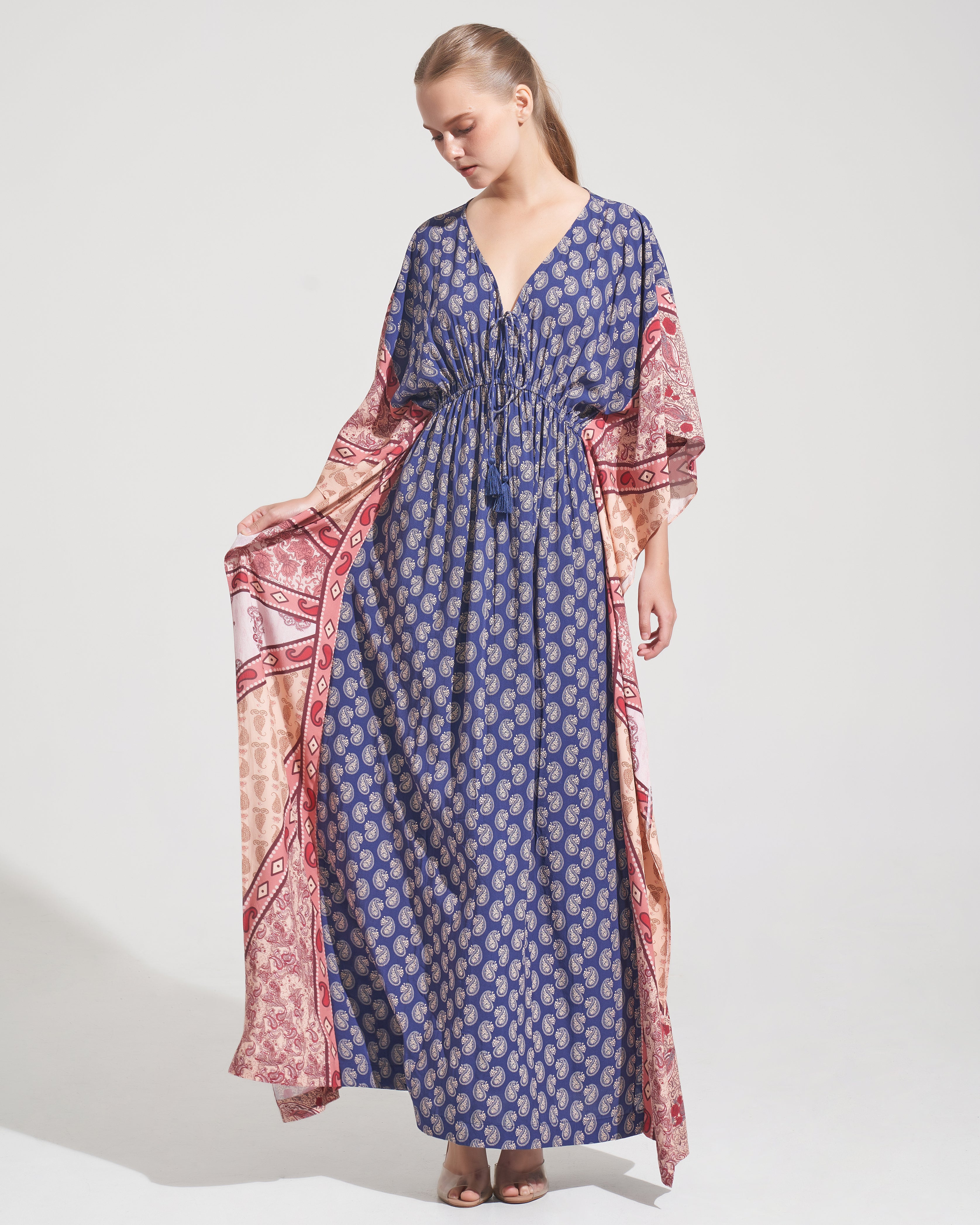 Sakari Kaftan Luana Almond Cream